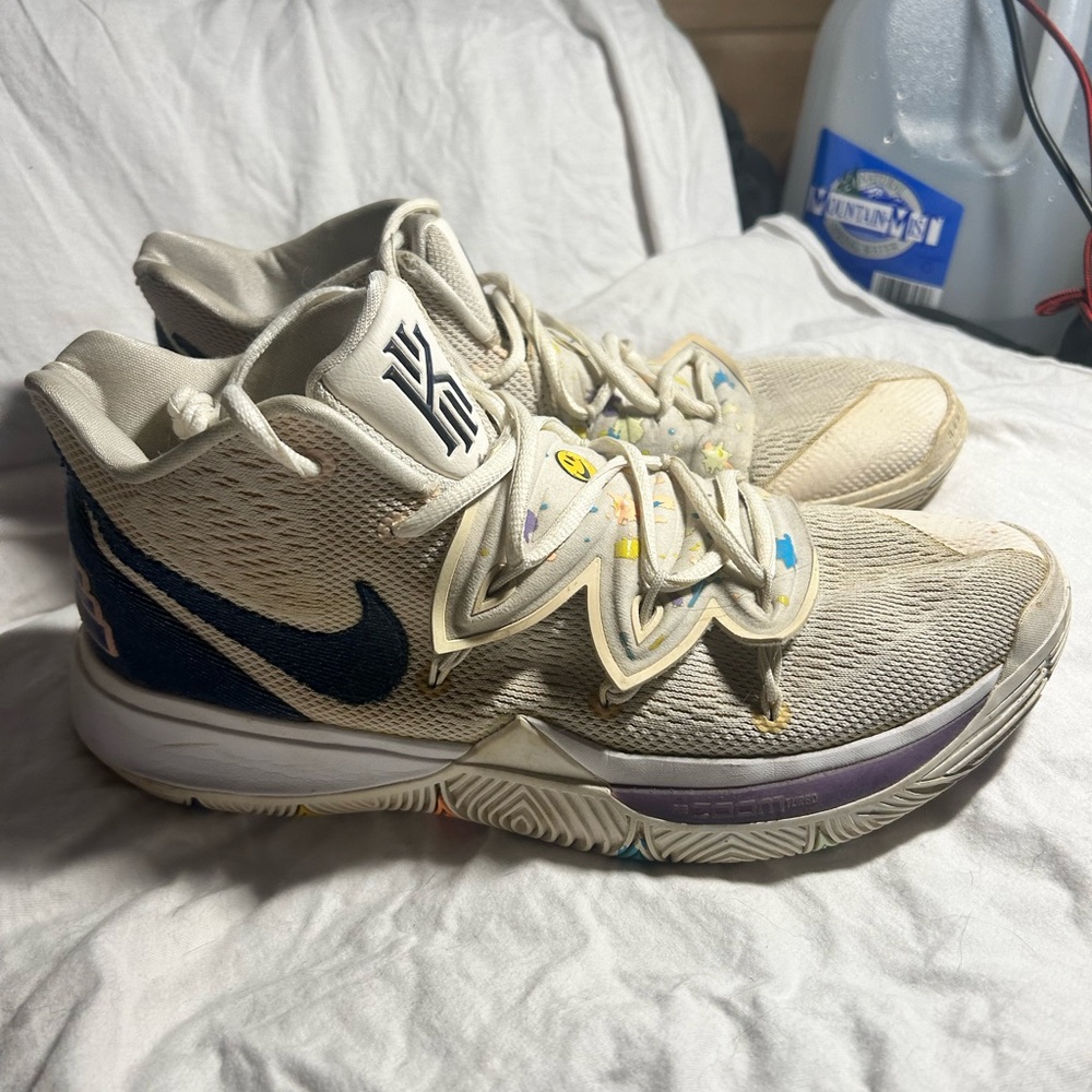 Kyrie Irving have a nice day edition